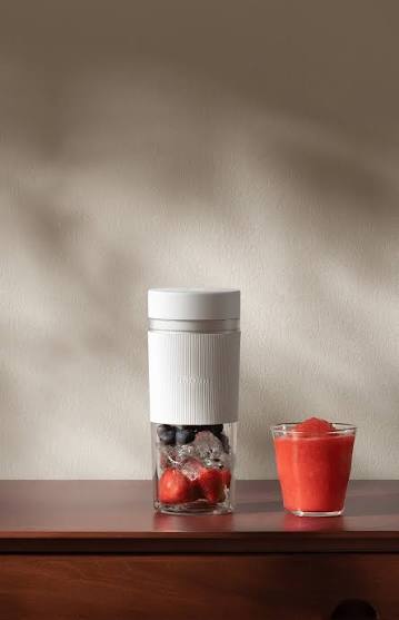 Xiaomi Portable Blender – USB Rechargeable Personal Smoothie Blender