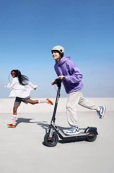 Segway Ninebot E3 Pro Electric Scooter – 25 km/h, 55 km Range, 800W